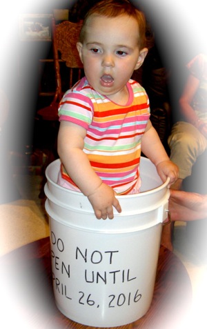 Post image for Celebrating a Baby’s First Birthday with a Time Capsule